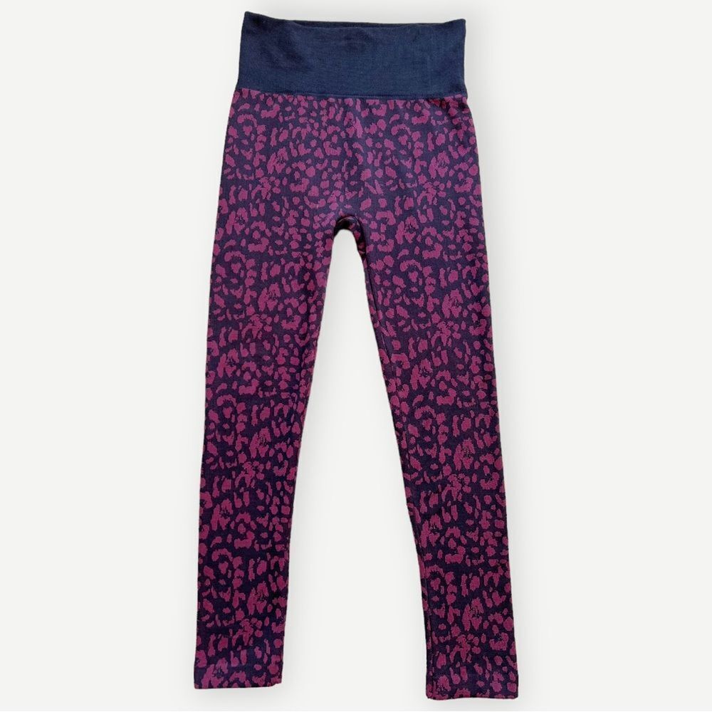 Zac & Rachel Fleece Lined Cheetah Print Pink & Black Seamless Leggings. 0X/1X.